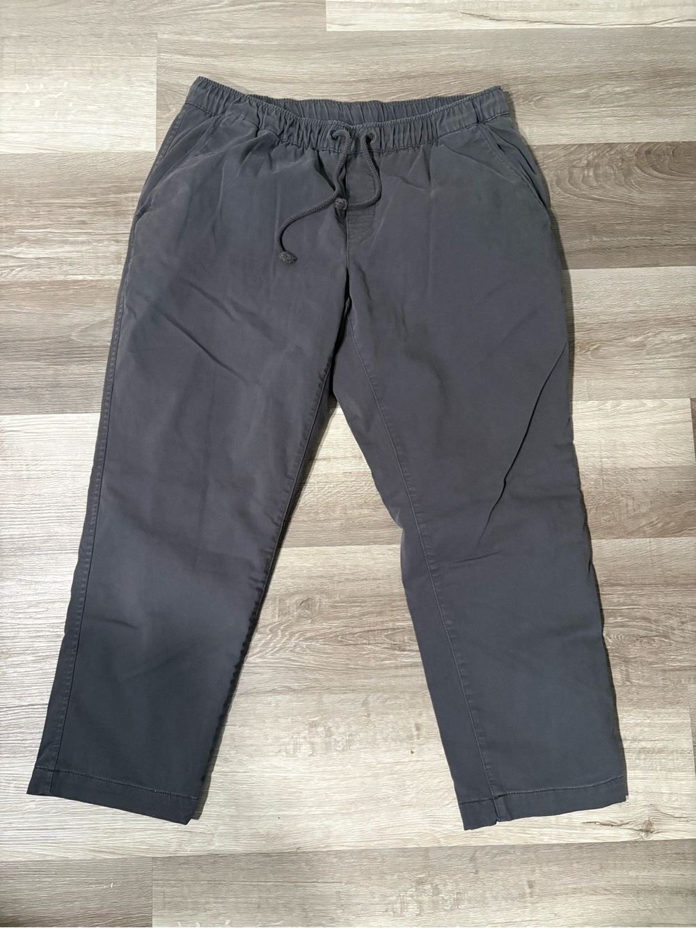 L.L.Bean Men’s L 28” Lined Pants Gray Standard Fit Drawstring CoolMax